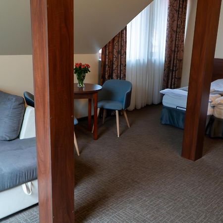 Nad Borkiem Hotel Kosarzyn  Екстериор снимка