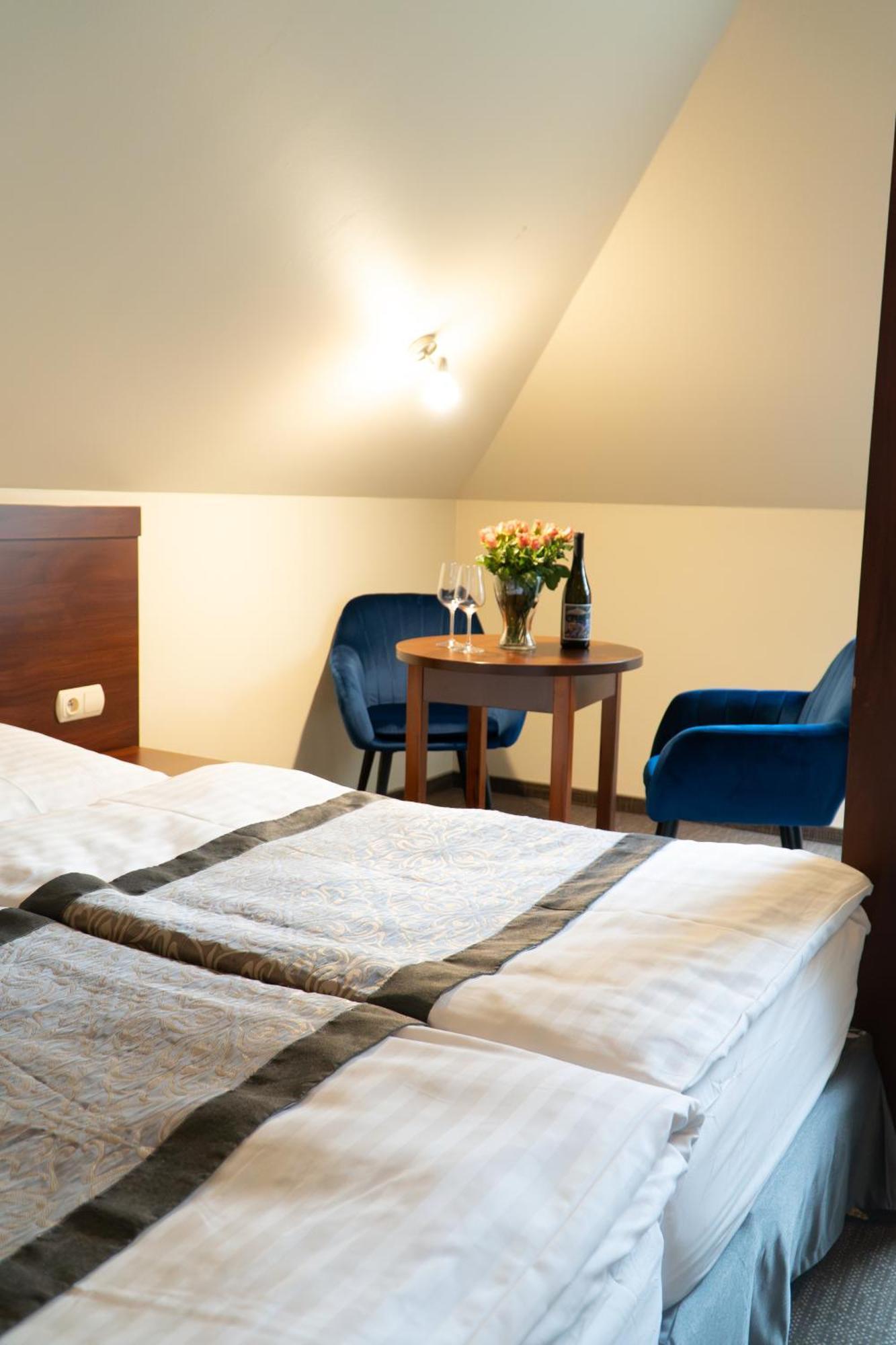 Nad Borkiem Hotel Kosarzyn  Екстериор снимка