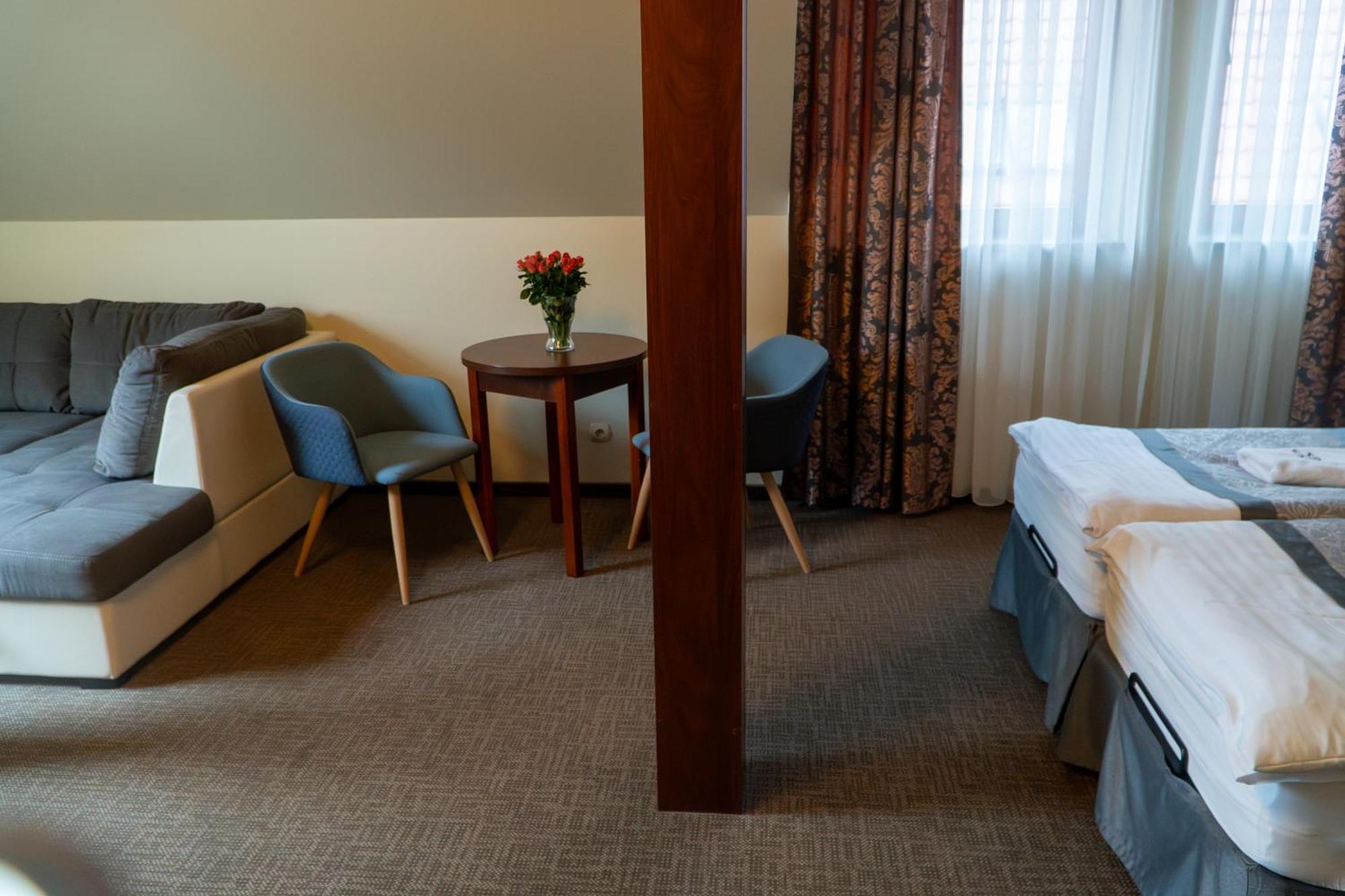 Nad Borkiem Hotel Kosarzyn  Екстериор снимка