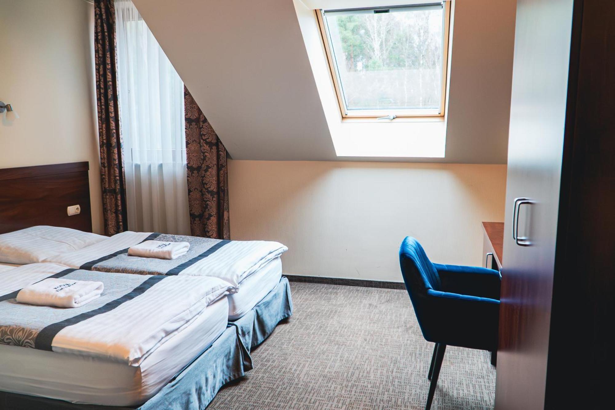 Nad Borkiem Hotel Kosarzyn  Екстериор снимка